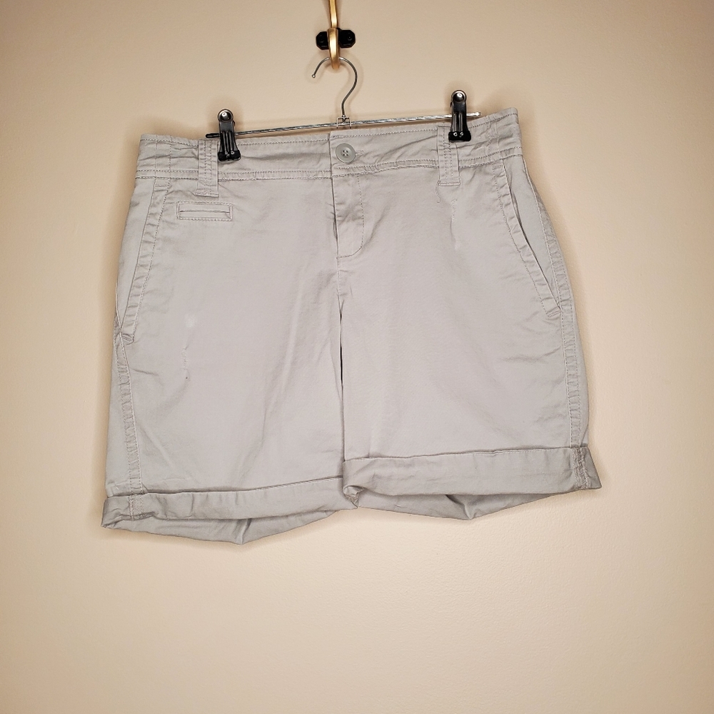 New York & Company Size 2 Shorts